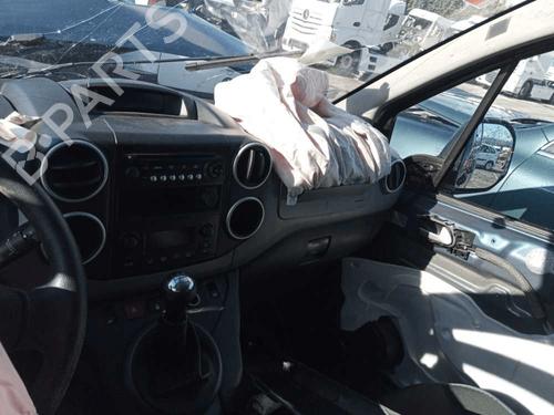 Brugte CITROËN BERLINGO MULTISPACE (B9) 1.6 HDi 90 (92 hp) 4415422