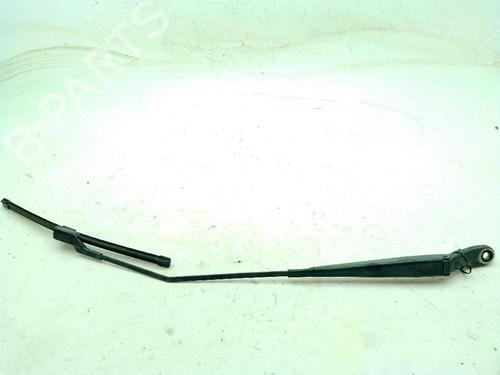 Used Front windshield wiper arm PEUGEOT 2008 I (CU_) 1.6 HDi (92 hp) 24044037