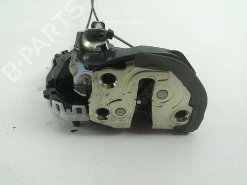 Used Rear left lock TOYOTA YARIS (_P13_) 1.5 Hybrid (NHP130_) (101 hp) 18359536