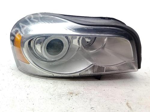 Used Right headlight VOLVO XC90 I (275) D5 AWD (200 hp) 29697675