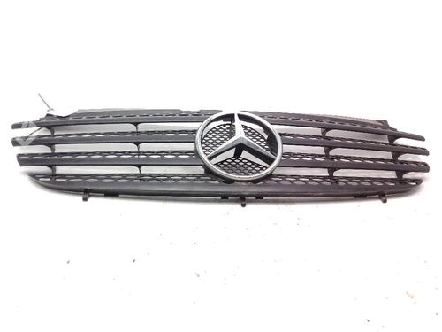Used Grille MERCEDES-BENZ VITO / MIXTO Van (W639) 109 CDI (639.601, 639.603, 639.605) (95 hp) 30959674