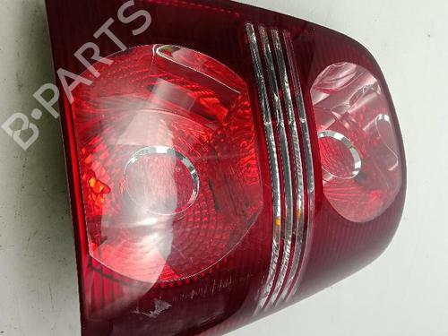 Used Right taillight Right taillight VW TOURAN (1T1, 1T2) 1.9 TDI (105 hp) 33840727 33840727