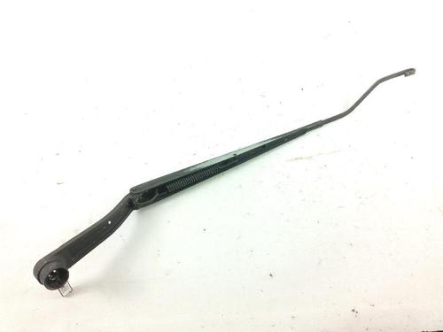 Used Front windshield wiper arm KIA SORENTO I (JC) 2.5 CRDi (170 hp) 19931452
