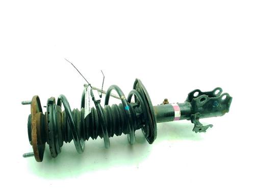 right-front-shock-absorber-toyota-auris-_e18_-2012-2013-2014-2015-2016-2017-2018-2019-32182819 main image