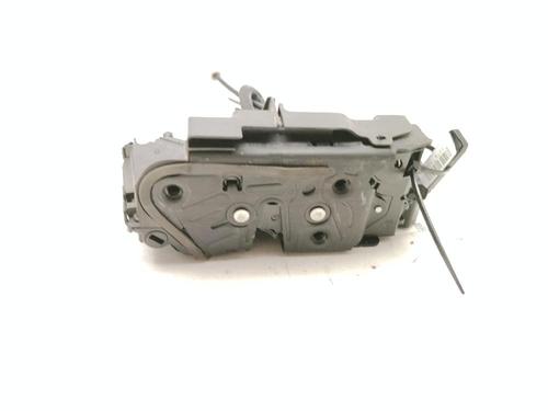 Cerradura puerta trasera derecha Cerradura puerta trasera derecha 38636022 38636022