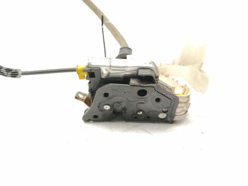 Cerradura puerta delantera izquierda Cerradura puerta delantera izquierda AUDI A1 (8X1, 8XK) 1.6 TDI (105 hp) 37508790 37508790