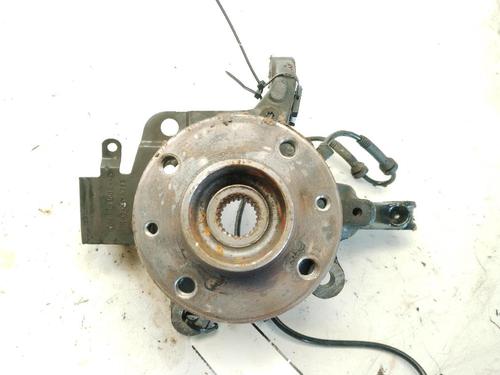 Used Right front steering knuckle RENAULT CAPTUR I (J5_, H5_) 0.9 TCe 90 (90 hp) 26571941
