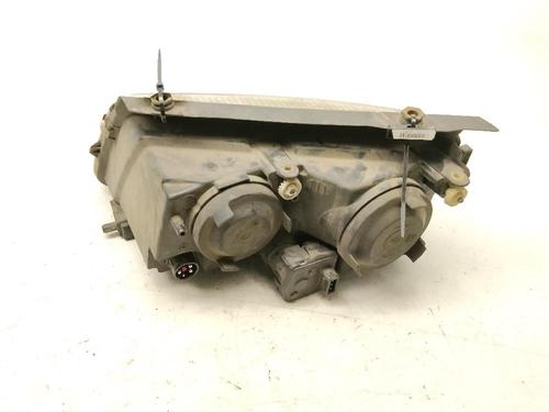 Right headlight VW PASSAT B5 (3B2) 1.8 | BP38949906C29 - Image 2