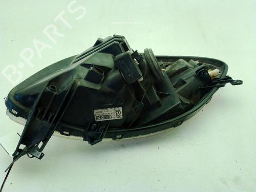 Left headlight TOYOTA YARIS (_P9_) 1.4 D-4D (NLP90_, NLP90R) | BP29498102C28 