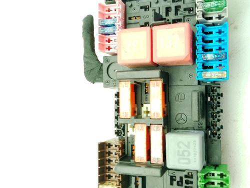 Used Fuse box Fuse box MERCEDES-BENZ E-CLASS (W213) E 220 d (213.004) (194 hp) 34714574 34714574