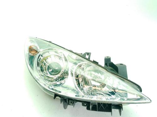 right-headlight-peugeot-307-3ac-2000-2001-2002-2003-2004-2005-2006-2007-2008-2009-2010-2011-2012-32260083 main image