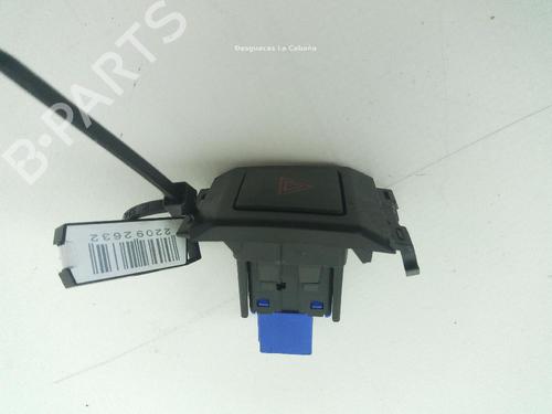 Used Warning switch Warning switch SEAT IBIZA V (KJ1, KJG) 1.6 TDI (95 hp) 18370520 18370520