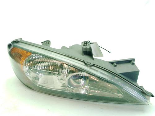 Used Right headlight NISSAN PRIMERA Hatchback (P11) 2.0 TD (90 hp) 29269395