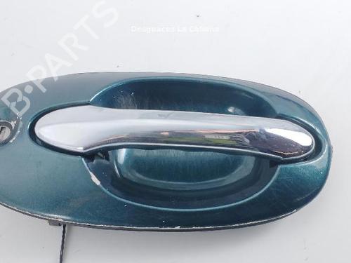 Used Front left exterior door handle Front left exterior door handle 39580246 39580246