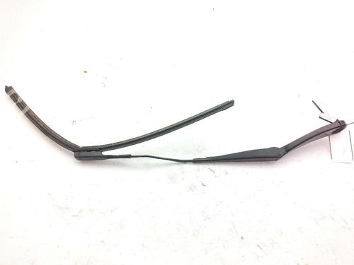 Used Front windshield wiper arm BMW X1 (F48) xDrive 18 d (150 hp) 18374008