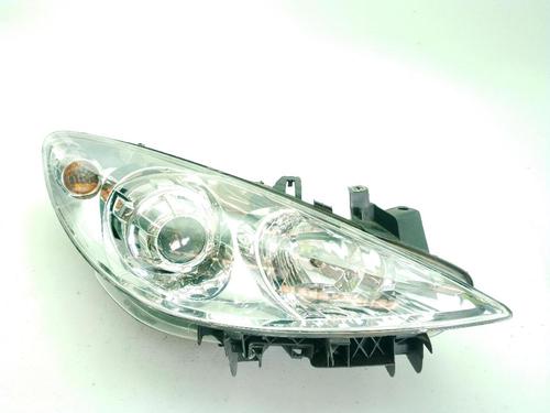 Right headlight PEUGEOT 307 (3A/C) 1.6 HDi 110 | BP32260083C29