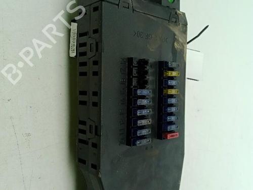 Used Fuse box Fuse box MERCEDES-BENZ V-CLASS Van (638/2) V 200 (638.294) (102 hp) 33454620 33454620