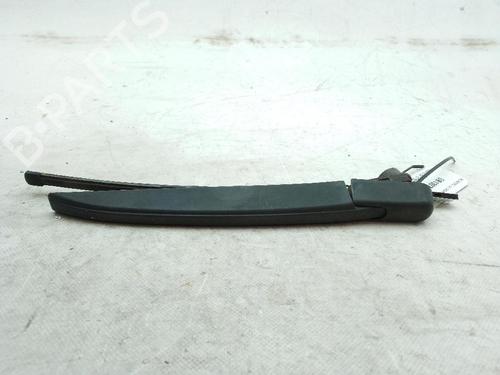 rear-windshield-wiper-arm-renault-clio-iv-bh_-2012-2013-2014-2015-2016-2017-2018-2019-2020-2021-24048297 main image