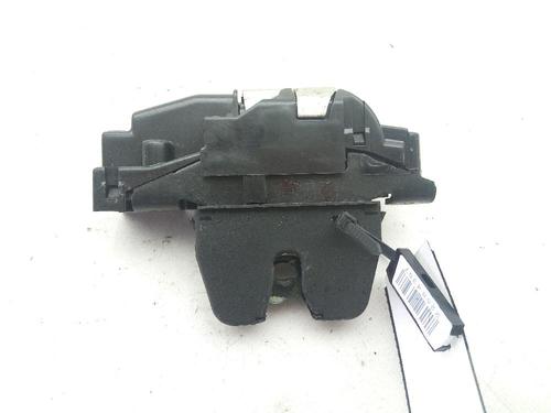 Used Tailgate lock PEUGEOT 308 SW I (4E_, 4H_) 1.6 16V (120 hp) 18899364