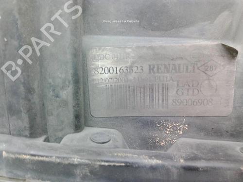 Left headlight RENAULT LAGUNA II Grandtour (KG0/1_) 1.9 dCi (KG0G) | BP27733492C28 