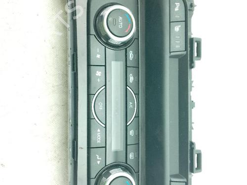 Commande Chauffage MAZDA 6 Estate (GJ, GL) 2.2 D (150 hp) 24048059