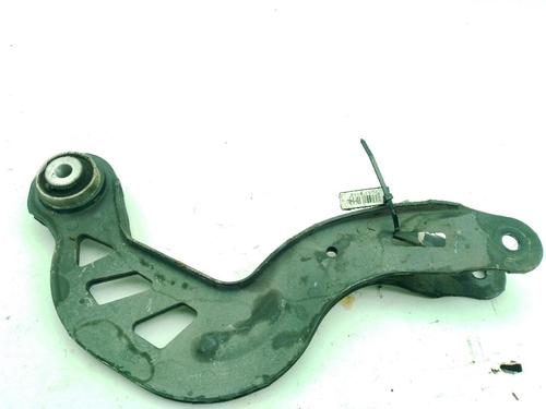 Venstre bagtil bærearm MERCEDES-BENZ A-CLASS (W176) A 180 CDI / d (176.012) (109 hp) 31826441
