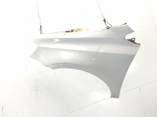 Guarda-lamas esquerdo VW POLO V (6R1, 6C1) 1.6 TDI (90 hp) 32402760