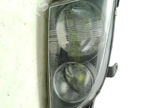 Used Right headlight Right headlight TOYOTA AVENSIS (_T22_) 2.0 D-4D (CDT220_, CDT220R) (110 hp) 35943276 35943276