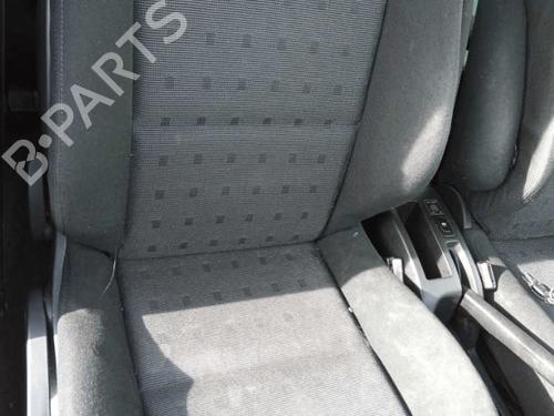 Left mirror PEUGEOT 307 SW (3H) 1.6 HDI 110 | BP18370607C26 