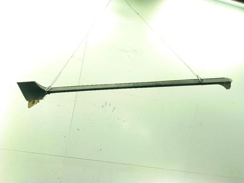 right-sideskirt-dacia-duster-suv-van-2011-30525826 main image