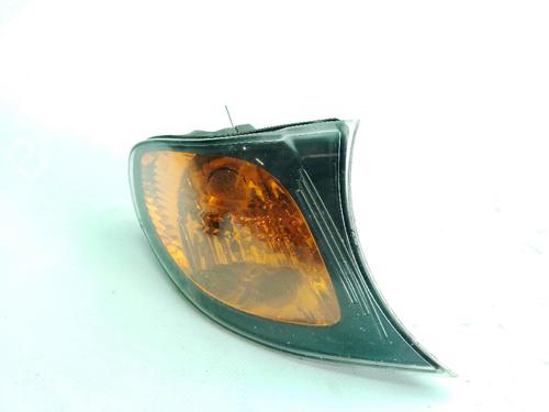 Used Right front indicator BMW 3 Touring (E46) 320 d (150 hp) 31081052