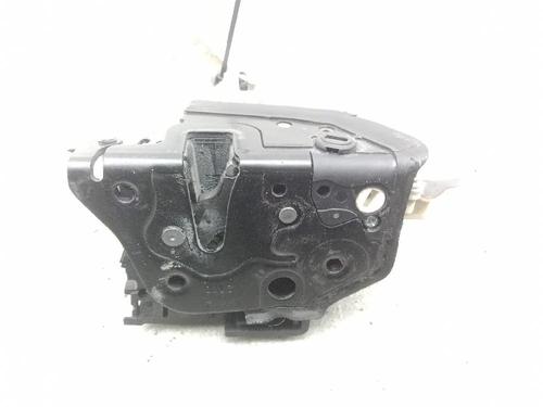 Høyre bak lås VW PASSAT B6 Variant (3C5) 2.0 TDI 16V (140 hp) 24046726
