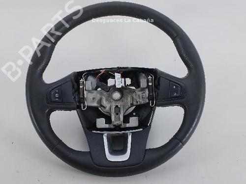 Used Steering wheel RENAULT LAGUNA III Grandtour (KT0/1) 1.5 dCi (KT0A, KT0R, KT02) (110 hp) 24041937