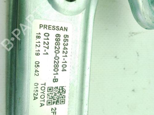 Front left window mechanism TOYOTA COROLLA Saloon (_E21_) 1.8 VVTi Hybrid (ZWE211) | BP33426143C22 - Image 4
