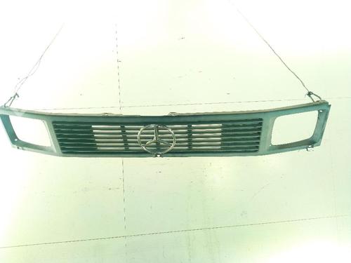 Used Grille MERCEDES-BENZ T1 Bus (602) 310 D 2.9 (95 hp) 29605735