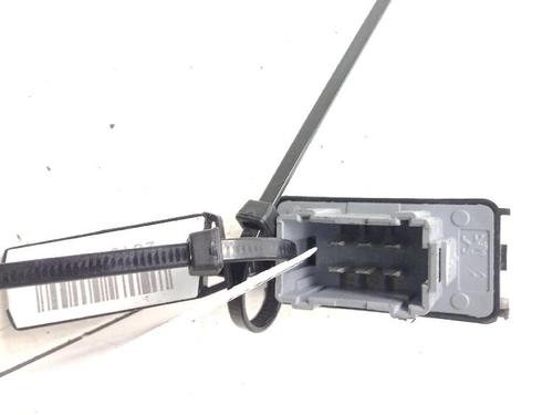 Right front window switch CITROËN C4 CACTUS 1.2 VTi 82 | BP30455613I26 - Image 2