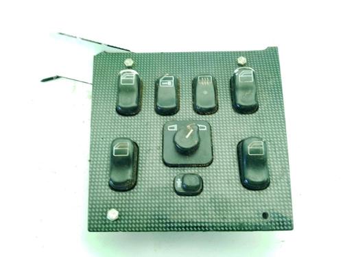 Schalter für MERCEDES-BENZ M-CLASS (W163) ML 270 CDI (163.113) (163 hp) 31368934