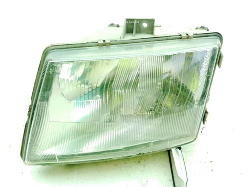 Used Right headlight MERCEDES-BENZ VITO Van (W638) 110 CDI 2.2 (638.094) (102 hp) 24170460