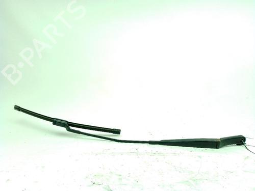 Used Front windshield wiper arm Front windshield wiper arm 38190024 38190024