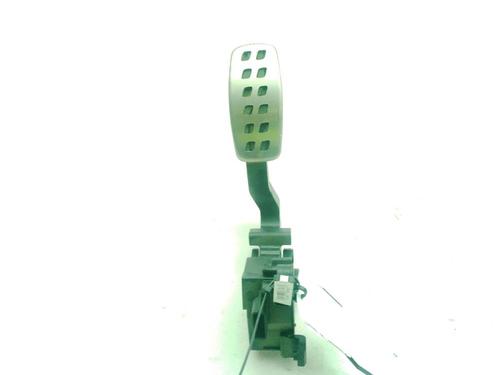 pedal-renault-megane-iv-hatchback-b9amn_-2015-31328254 main image