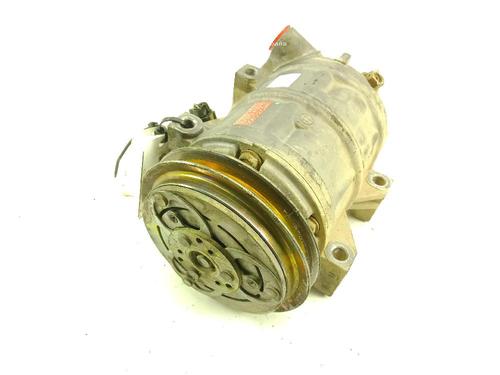 Used AC compressor NISSAN PICK UP (D22) 2.5 dCi 4WD (133 hp) 18363813