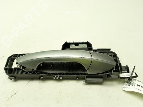 Used Front right exterior door handle Front right exterior door handle MERCEDES-BENZ M-CLASS (W166) ML 350 BlueTEC 4-matic (166.024, 166.023) (258 hp) 40560695 40560695