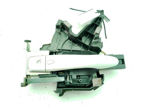 front-left-exterior-door-handle-renault-kadjar-ha_-hl_-2015-33232887 main image