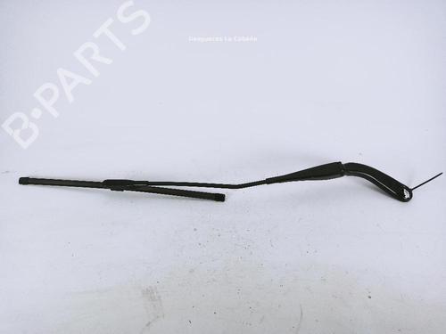 Used Front windshield wiper arm BMW 3 Touring (F31) 318 d (150 hp) 18375169