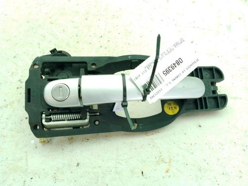 front-left-exterior-door-handle-audi-a2-8z0-2000-2001-2002-2003-2004-2005-26376753 main image