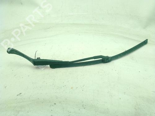 Used Front windshield wiper arm Front windshield wiper arm MERCEDES-BENZ C-CLASS (W204) C 200 CDI (204.007, 204.006) (136 hp) 40560517 40560517
