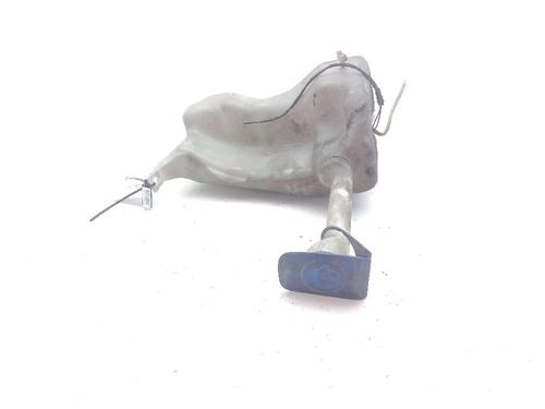 Used Windscreen washer tank VW TRANSPORTER T4 Van (70A, 70H, 7DA, 7DH) 2.4 D (78 hp) 18371953