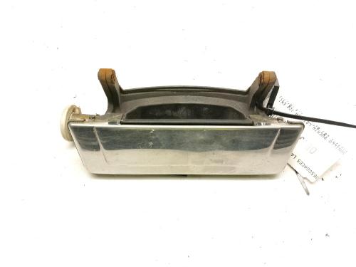 Used Rear left exterior door handle Rear left exterior door handle RENAULT 11 (B/C37_) 1.4 (B/C373, B/C37R) (67 hp) 40523899 40523899