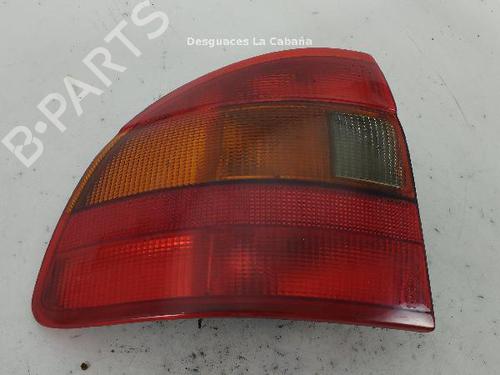 Used Left front indicator OPEL ASTRA F Saloon (T92) 1.6 i 16V (F19, M19) (100 hp) 31989856
