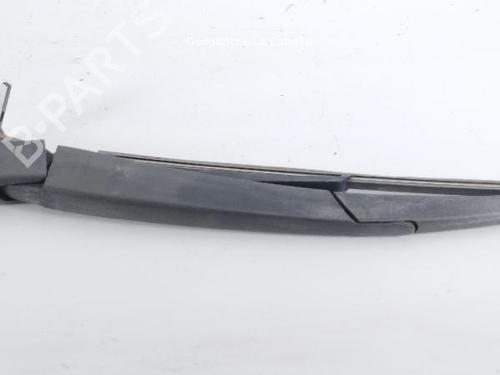 Used Rear windshield wiper arm RENAULT CAPTUR I (J5_, H5_) 1.5 dCi 90 (J5N4, J5M5, J5MW, J5M6, J5AL, J5AJ) (90 hp) 31988791
